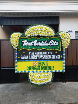 Papan Bunga Duka di Lubuk Tanjung