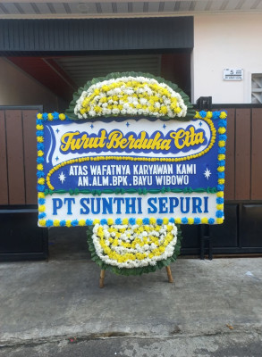 Papan Bunga Duka di Lubuk Tanjung